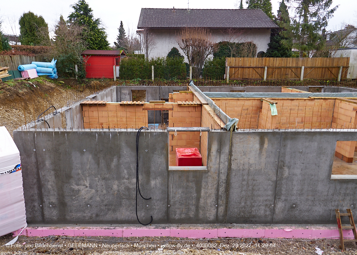 23.12.2022 - Neubau eines Mehrfamilienhause in der Niederalmstraße 16 in Neuperlach-Trudering